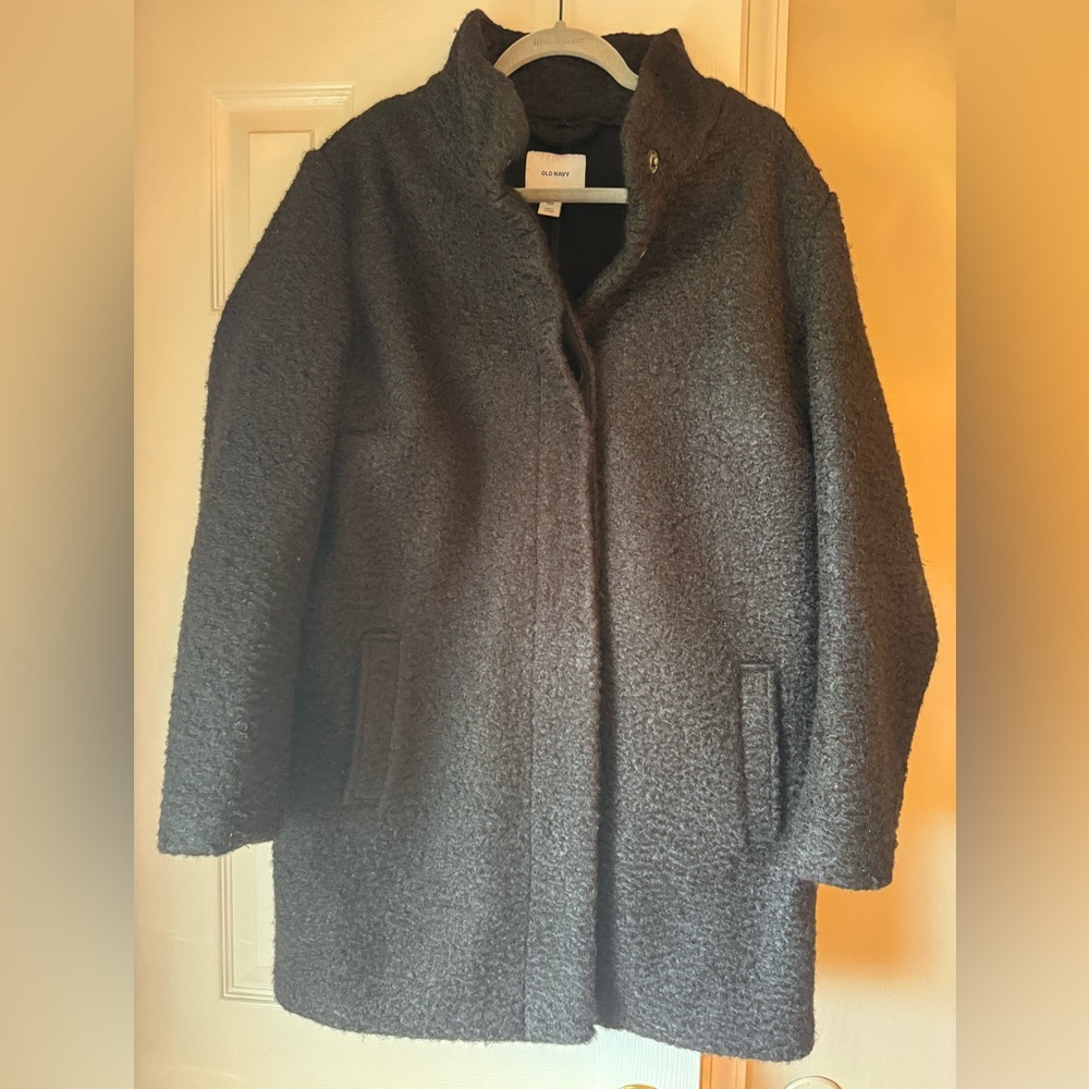 Old Navy boucle teddy pea coat. Black 1x